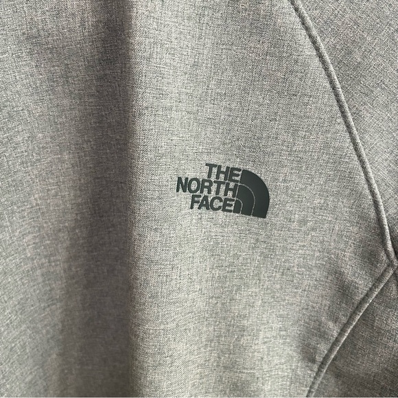 The North Face Women’s Green Softshell Jacket, XXL - Picture 5 of 8